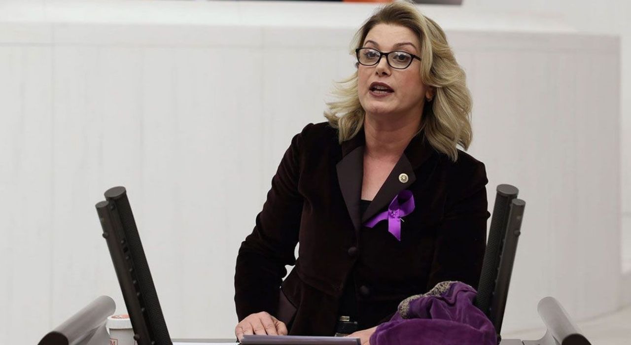 CHP’li Kaya: “Tehçi Köyü Halkına 4 Kat Fiyat Uygulamak Adaletsizliktir”