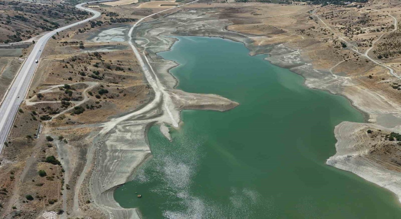 Çorumda barajlar alarm veriyor: Doluluk oranı 3,49a düştü