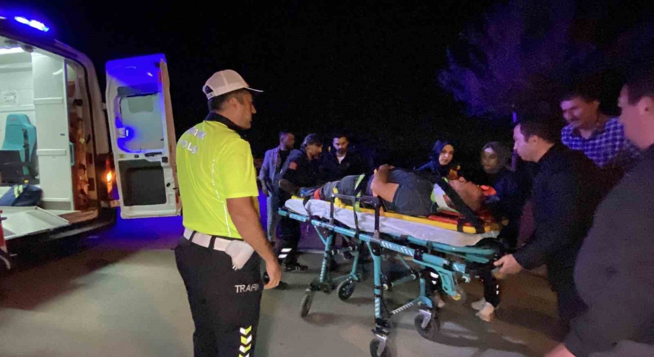 Çorumda iki motosiklet çarpıştı: 1 yaralı