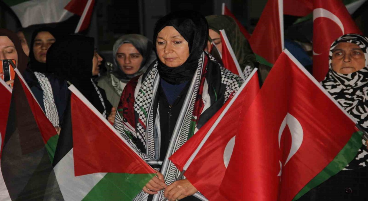 Çorumda yüzlerce vatandaş İsraili protesto etti