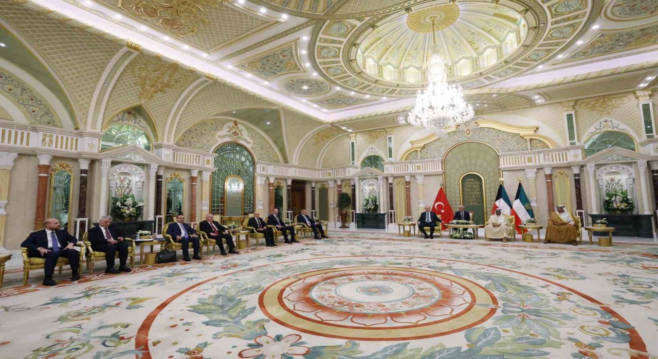 Cumhurbaşkanı Erdoğan, Kuveyt Emiri es Sabah ile görüştü