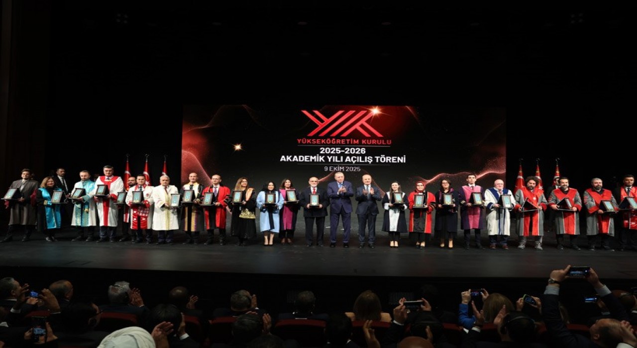 Cumhurbaşkanı Erdoğandan Kastamonu Üniversitesine üstün başarı ödülü