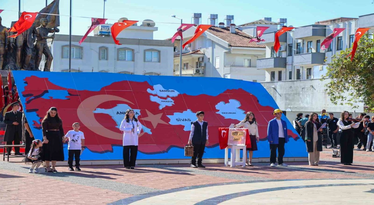 Cumhuriyetin 102. yıl dönümü Manavgatta kutlandı