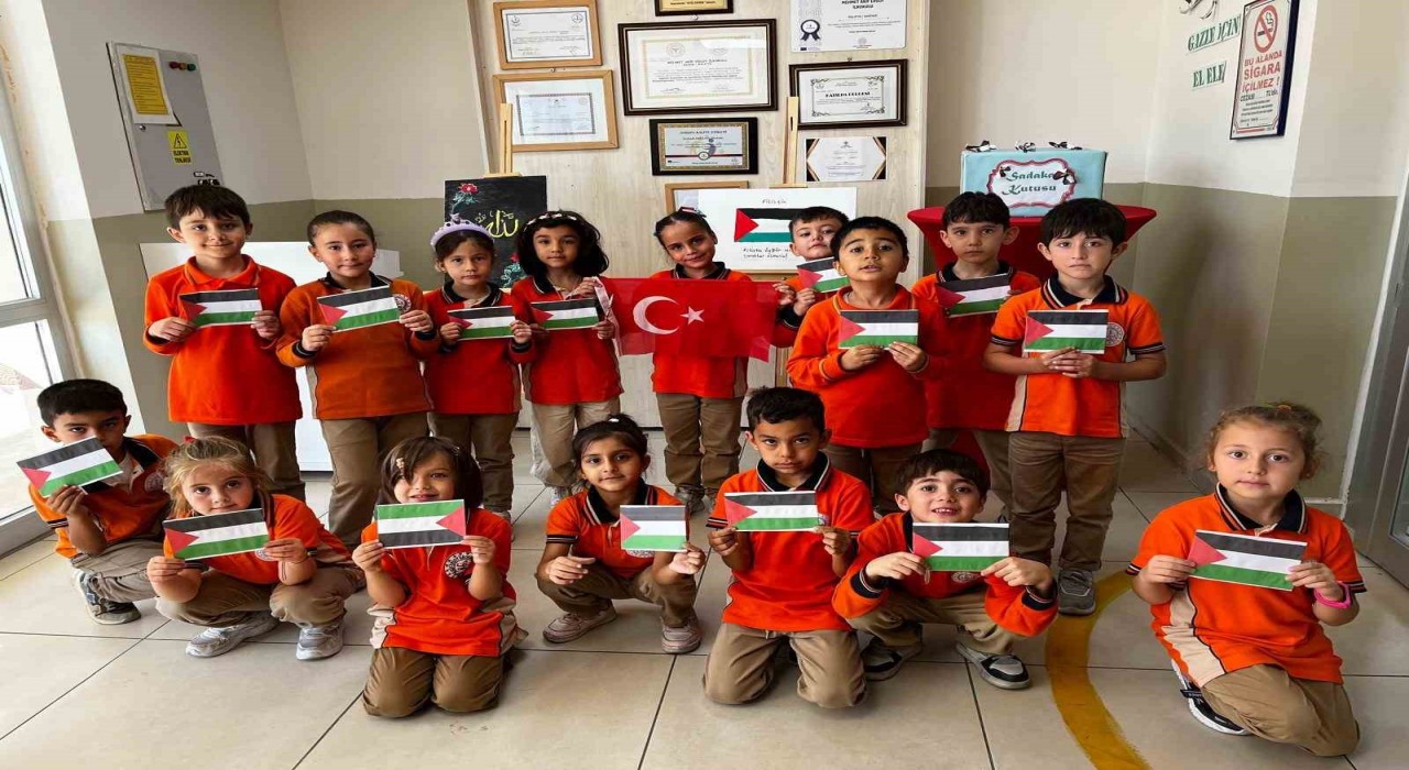 Darendede ilkokul öğrencilerinden Gazze ve Filistine anlamlı destek