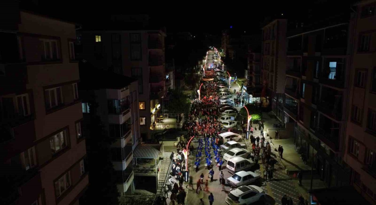 Demircide fener alayı coşkusu