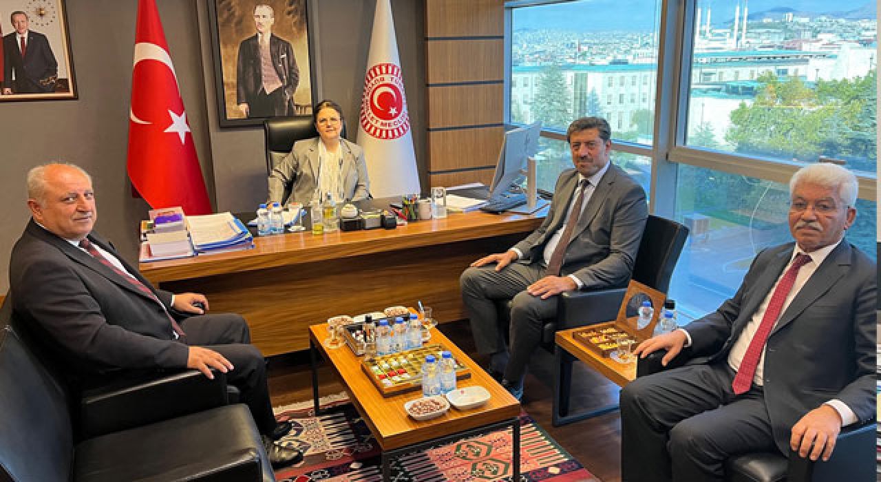 Derya Yanık, Osmaniye’den Gelen Heyetleri TBMM’de Ağırladı