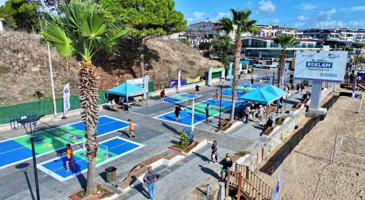 Didimdeki spor etkinliği renkli anlara sahne oldu