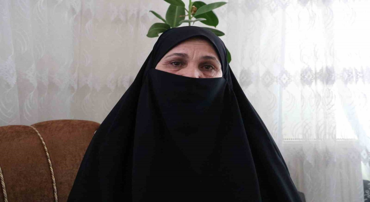 Diyarbakırda bebeği öldü denilip cenazesi gösterilmeyen anne 33 yıldır evladının hasretiyle yaşıyor