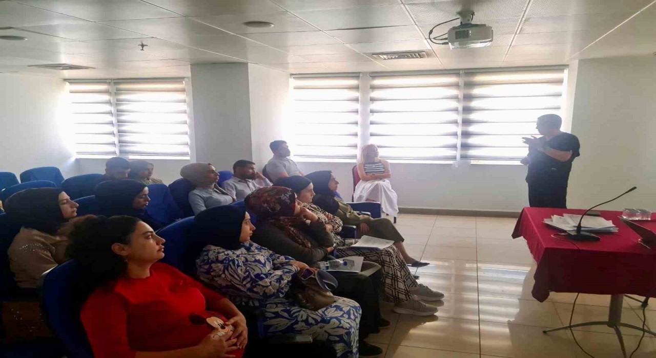 Diyarbakırda Gebe Okulunda ağız ve diş sağlığı eğitimleri başladı