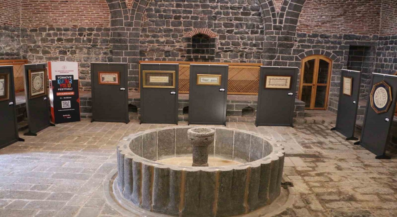 Diyarbakırda Hamid Aytaçın İzinde, İcazetnameler sergisine yoğun ilgi