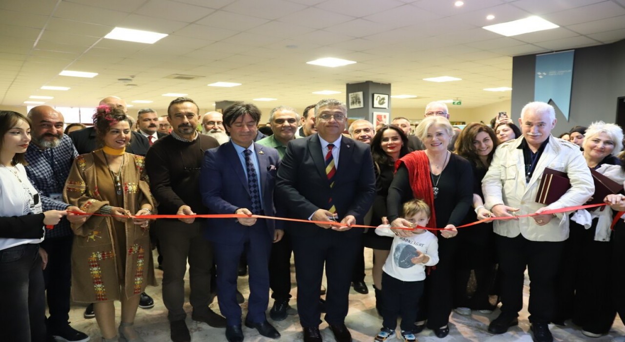 DPÜde Ahmet Yakupoğlu anısına uluslararası sanat ve tasarım çalıştayı sergisi