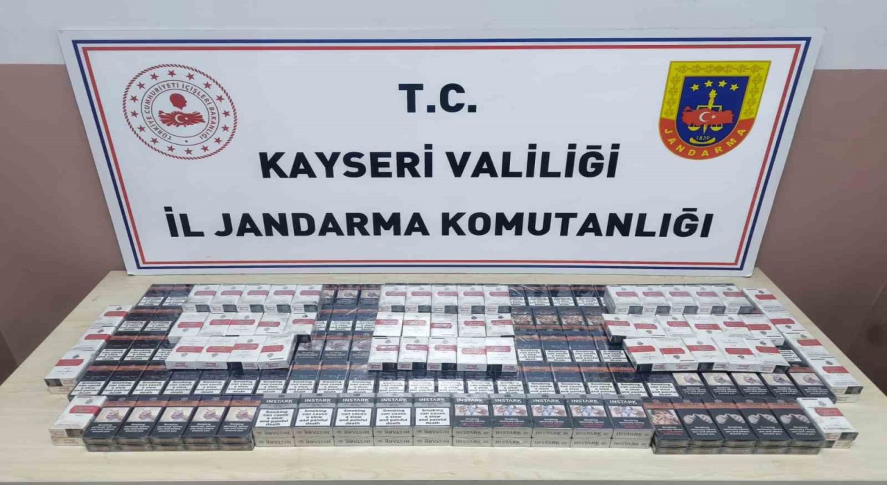 Durdurulan TIRda 320 paket kaçak sigara ele geçirildi