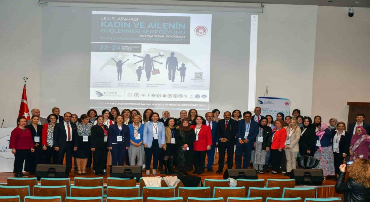 Düzce Üniversitesi Rektör Yardımcısı Prof. Dr. Genç: Aile birey için dünyaya açılan bir pencere