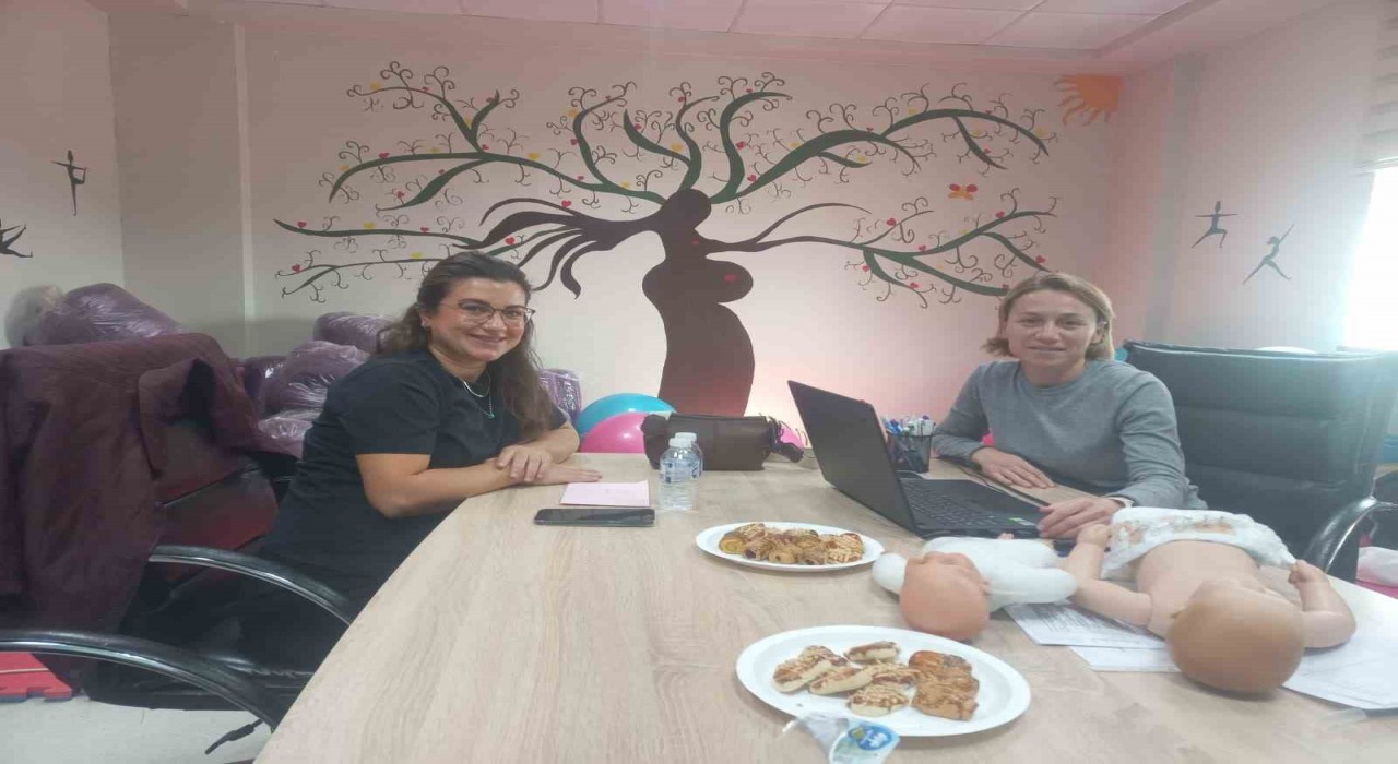 Düzcede anne adayları ve annelere eğitim