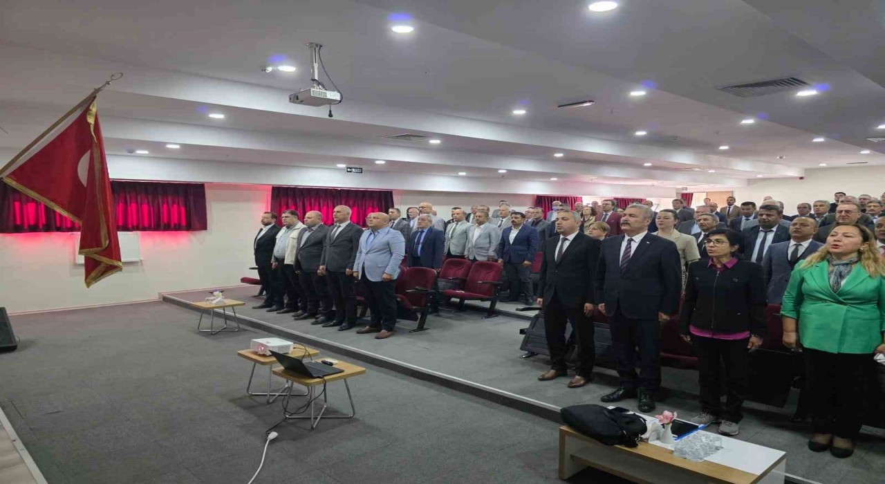 Efelerde okul müdürleri bilgilendirildi