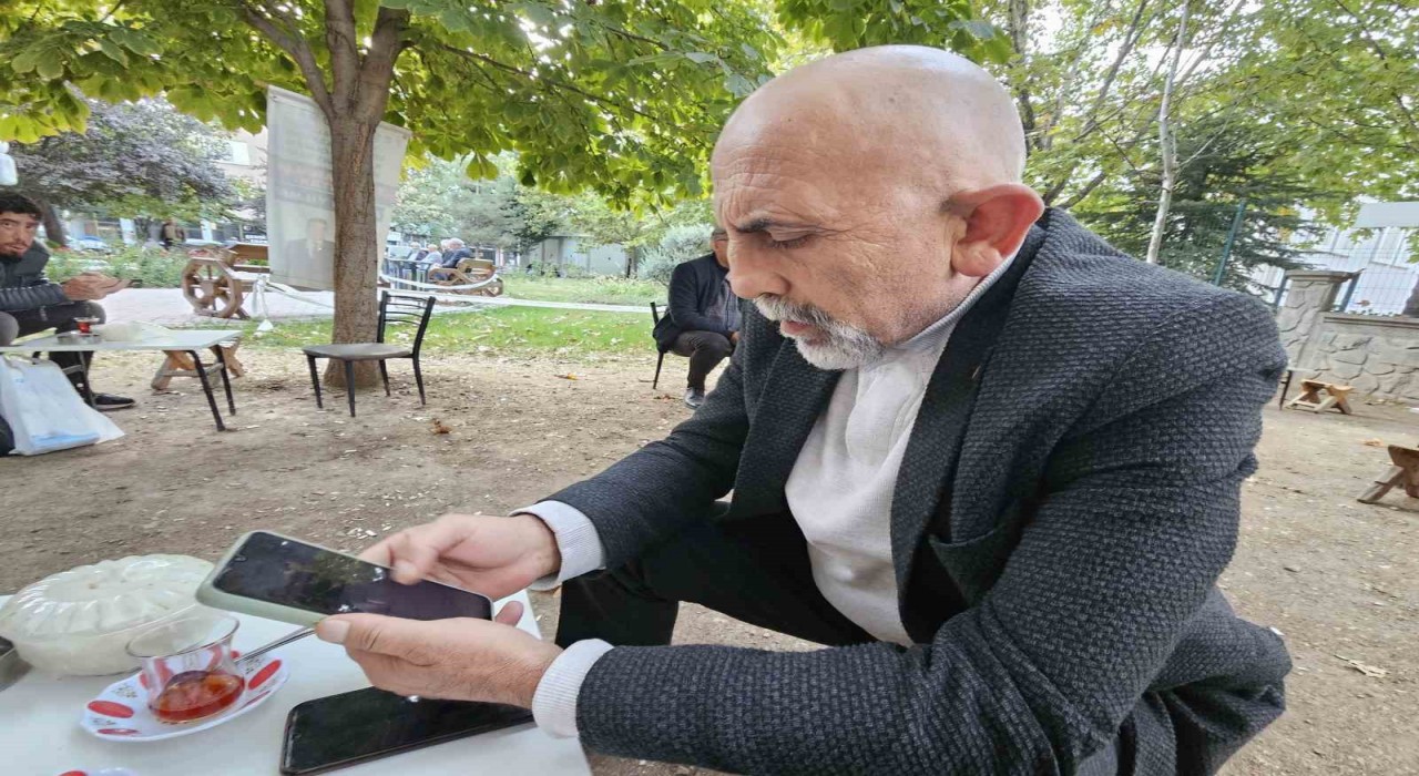 Elazığda ev sahibi olmak isterken dolandıcıların tuzağına düştü, arkadaşlarının sayesinde kurtuldu