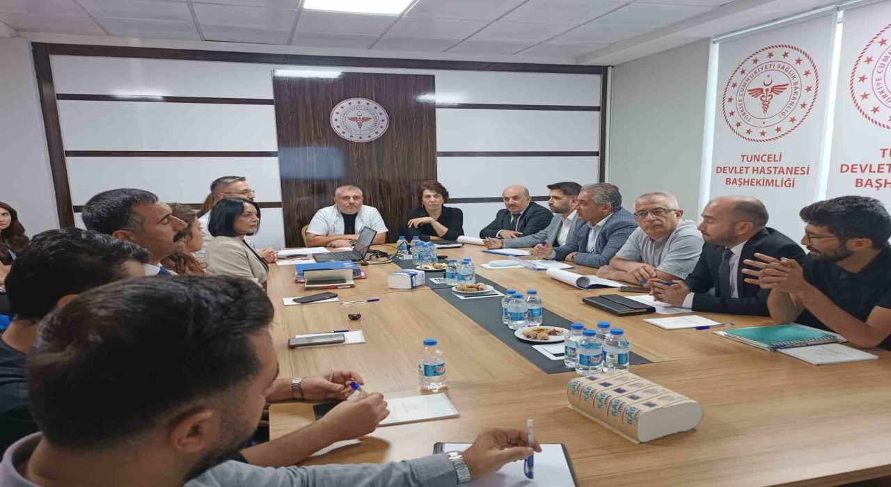 Elazığda sağlık tesisleri değerlendirildi