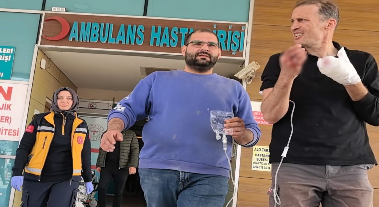 Elini freze makinesine kaptıran marangozun parmakları koptu