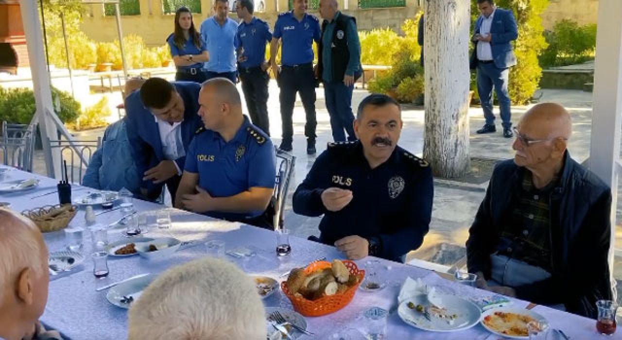 Emniyet Müdürü Sarıbuva, Emekli Polislerle Bir Araya Geldi