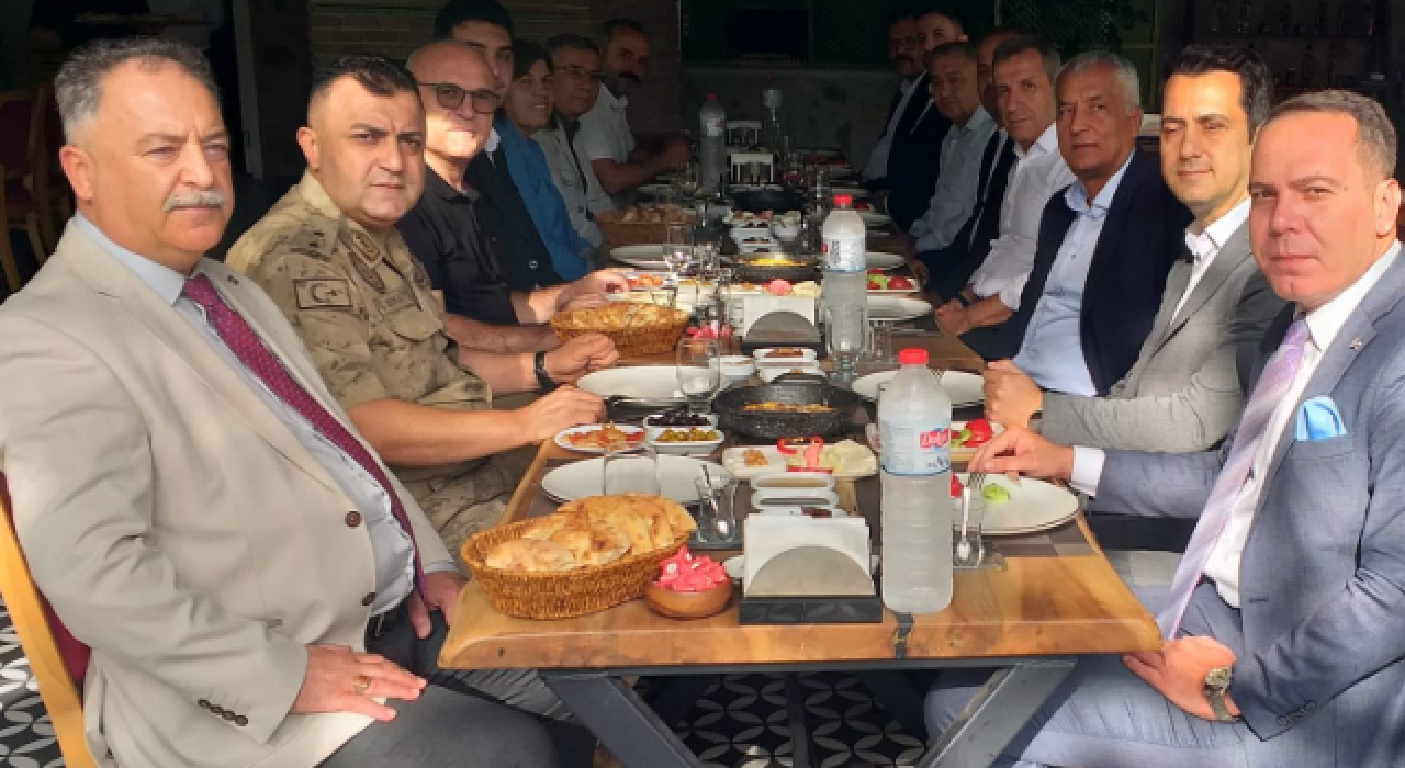 Emniyet Müdürüne Veda Programı Düzenlendi Yeni Görev Yeri Belen Oldu