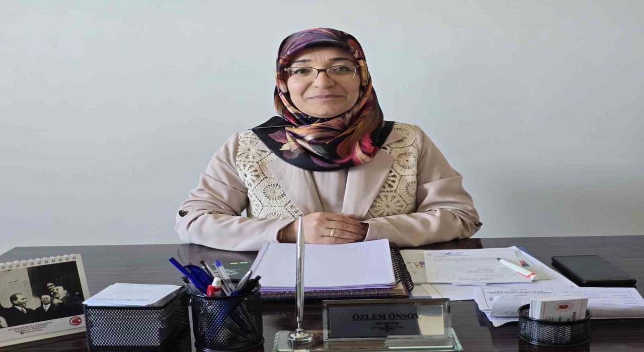 Erkeklere yakıştırılan muhtarlık mesleğinin, Yozgattaki iki kadın temsilcisinden biri