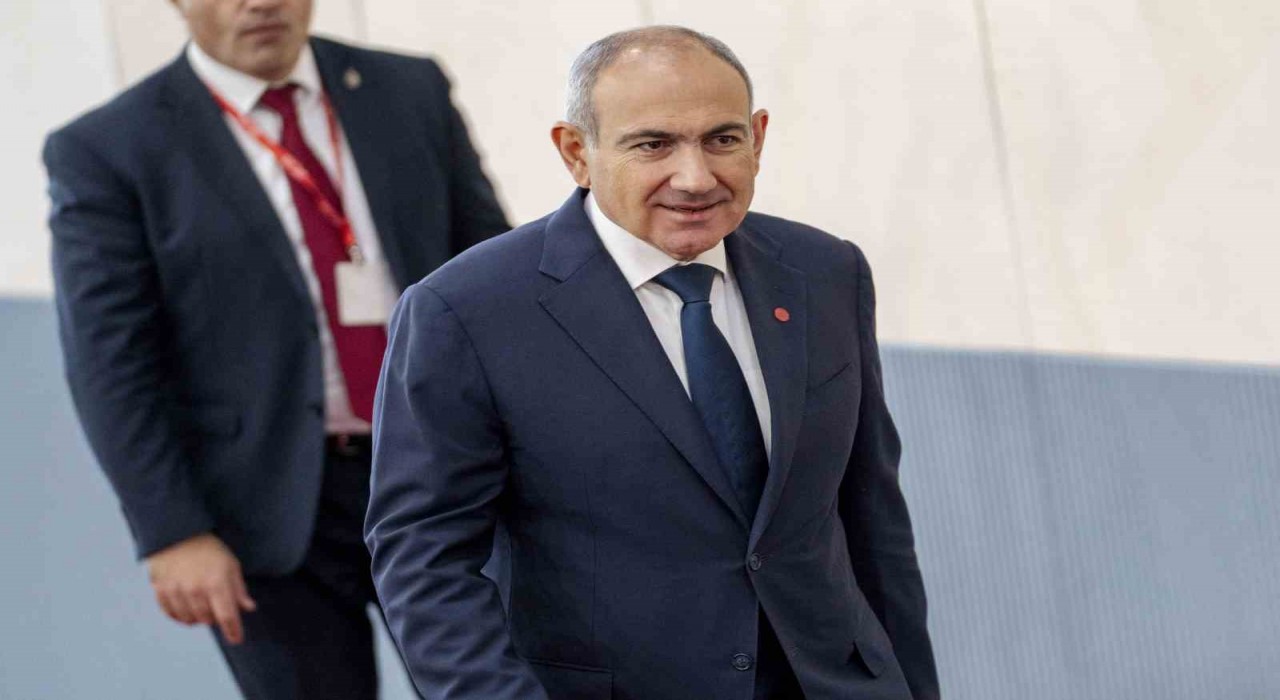 Ermenistan Başbakanı Paşinyan: Türkiye-Azerbaycan arasında tır taşımacılığını sağlamaya hazırız