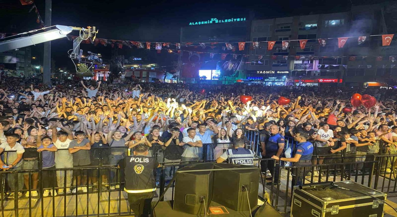 Ertelenen Aleyna Tilki konseri 10 Ekimde yapılacak