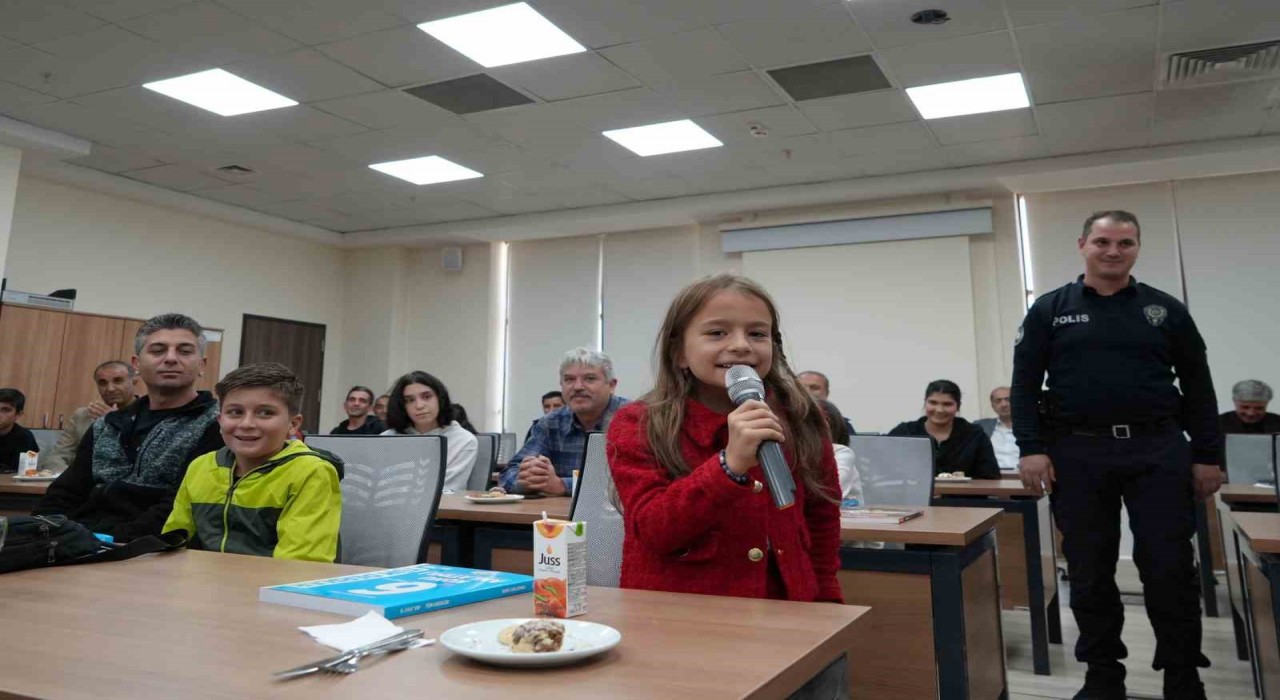 Erzurum polisinden örnek davranış