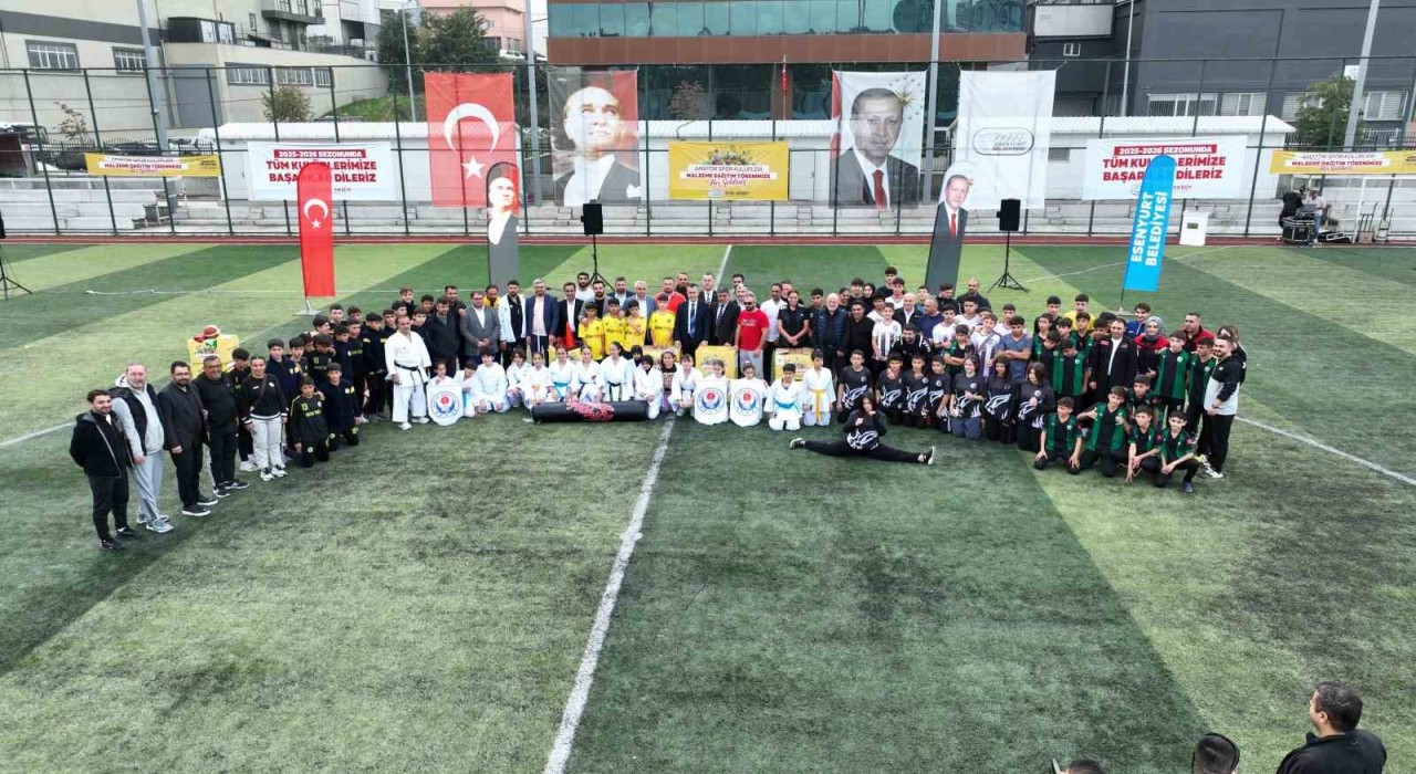 Esenyurt Belediyesinden amatör spor kulüplerine malzeme desteği