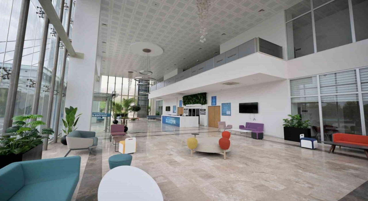 Esenyurtta Kıraç Termal Kür ve Tedavi Merkezi yeniden hizmete açıldı