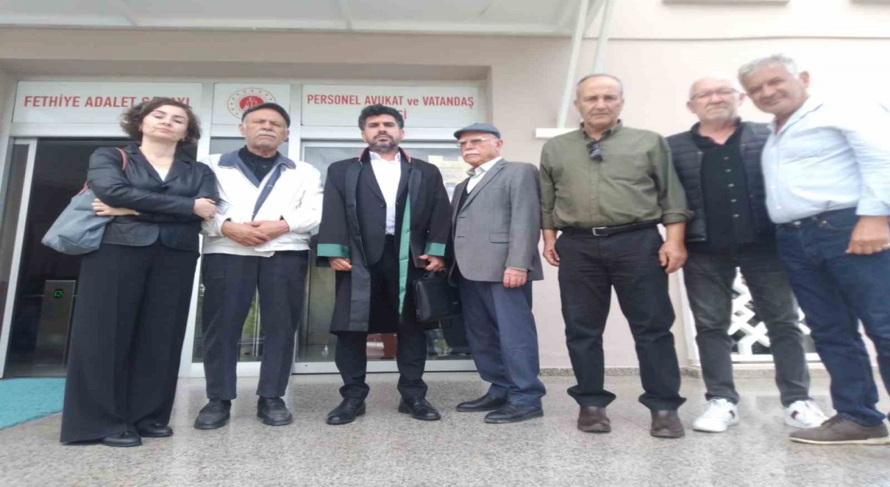 Eski Milletvekili Boğaya çarparak ölümüne neden olan sürücü hakim karşısına çıktı