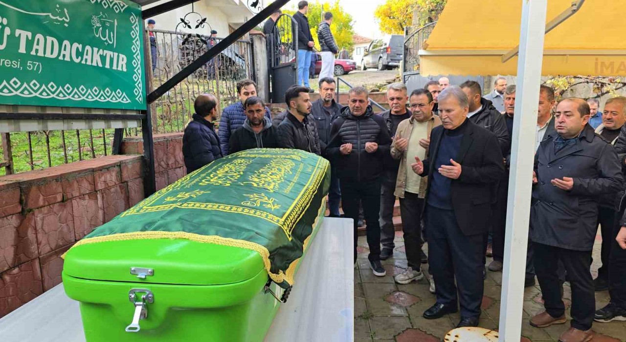 Eski TBMM Başkanı Mehmet Ali Şahinin babası toprağa verildi