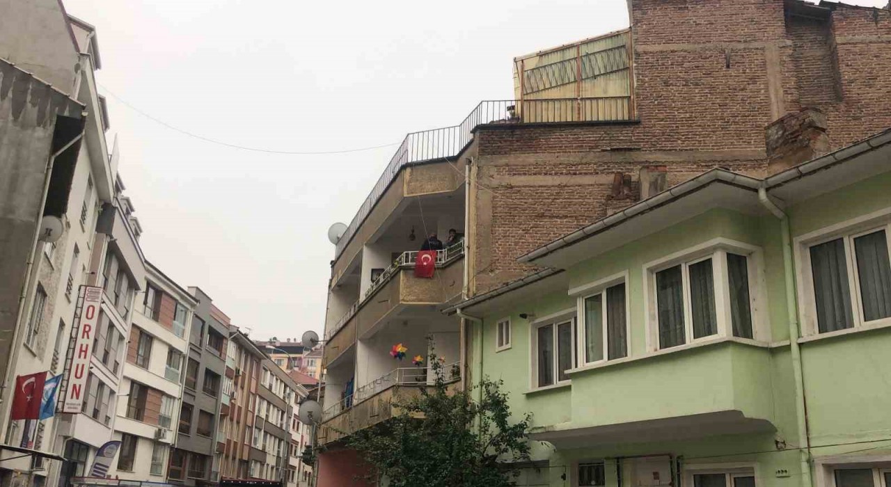 Eskişehirde 45 yaşındaki şahıs evinde ölü bulundu