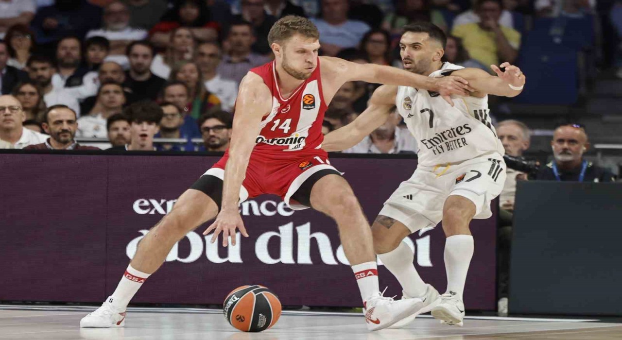 Euroleaguede 3. haftanın MVPsi Sasha Vezenkov oldu