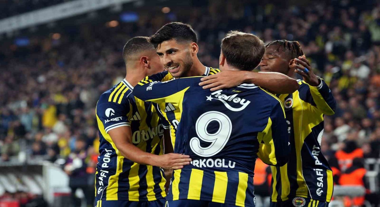 Fenerbahçe, Fatih Karagümrükü üst üste 5. kez mağlup etti