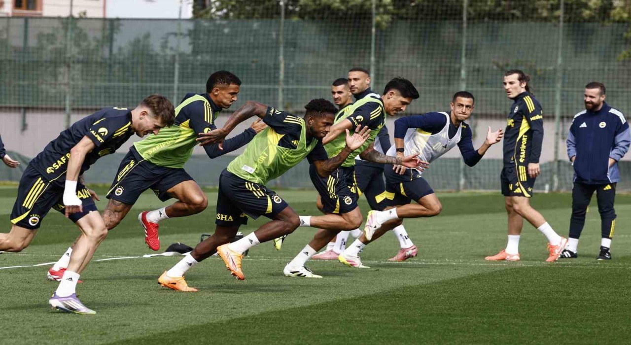 Fenerbahçe, Samsunspor maçının hazırlıklarını tamamladı