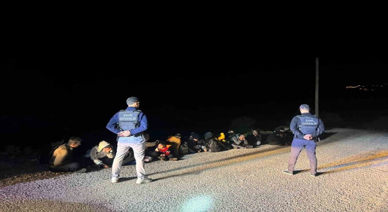 Fethiyede 40 düzensiz göçmen ve 2 göçmen kaçakçısı yakalandı