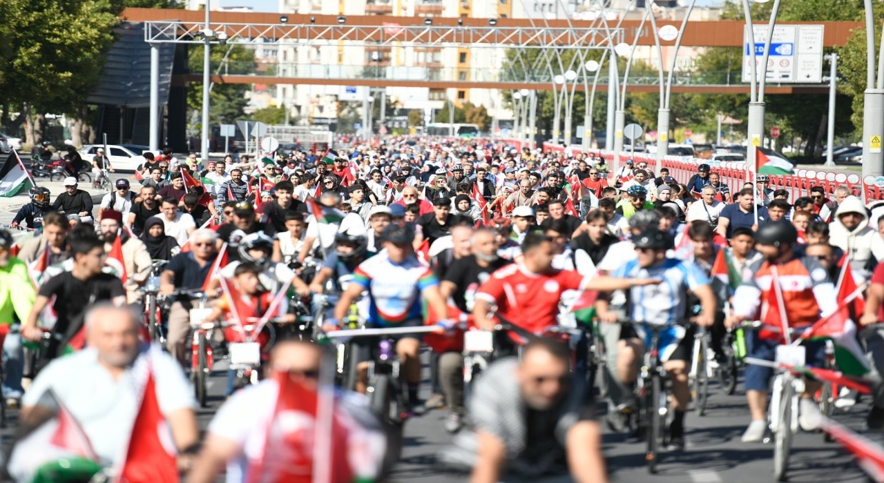 Filistine destek için pedal çevirdiler