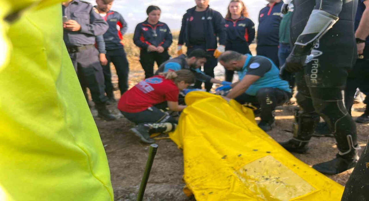 Foçada selde kaybolan yaşlı adamın cenazesine ulaşıldı