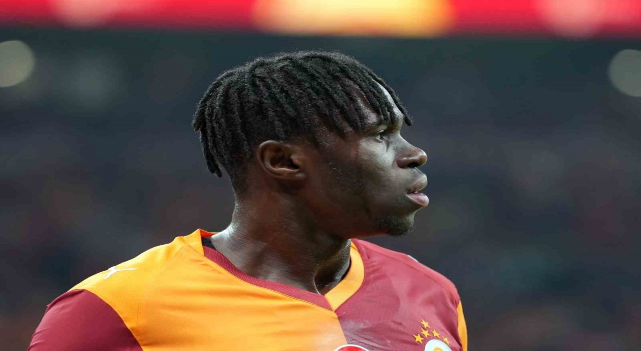 Galatasarayda Wilfried Singo sakatlandı