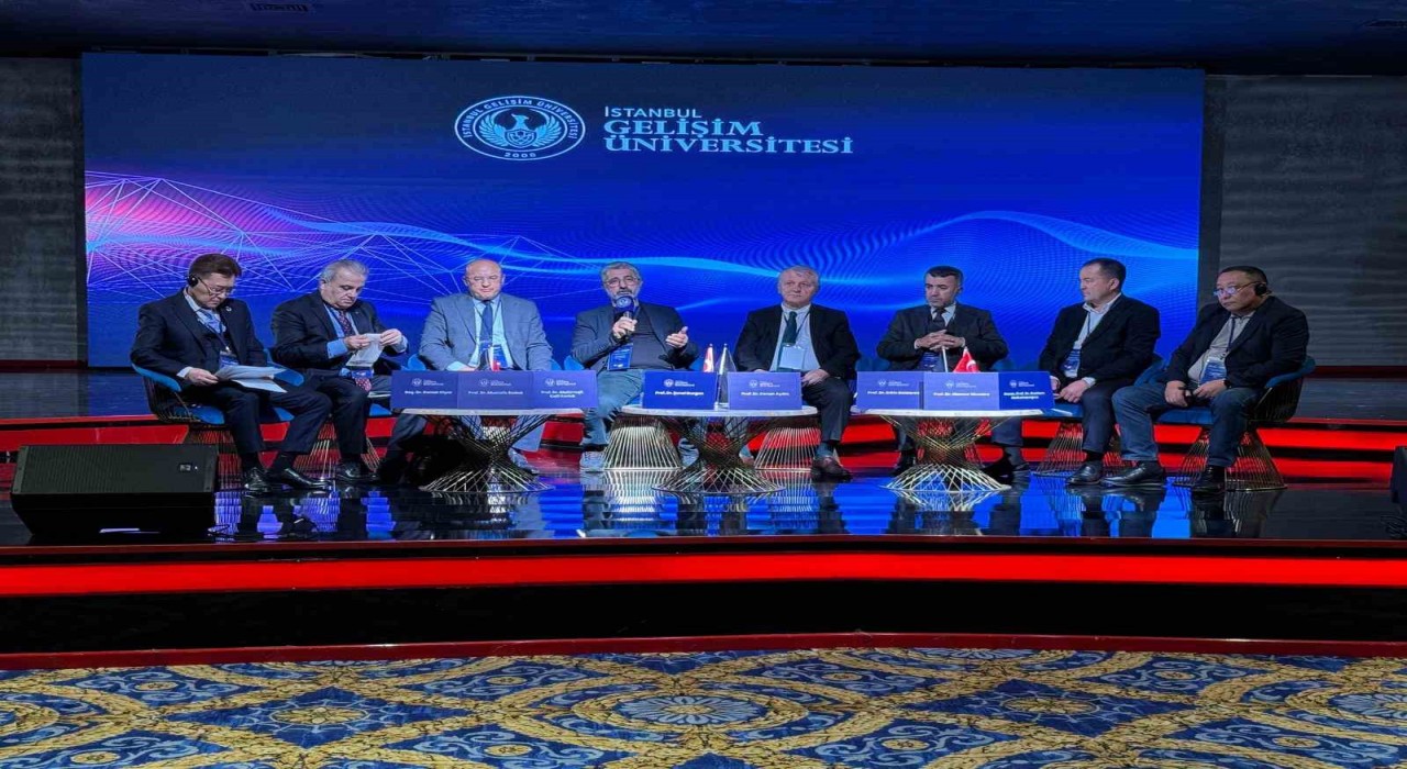 Gayretli: Türkiye, Türk dünyasının lider ülkesi olma yolunda ilerliyor