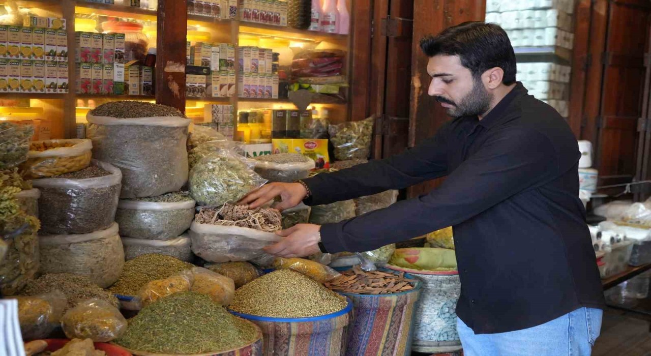 Gaziantepte havaların soğumasıyla vatandaşlar aktarların yolunu tuttu