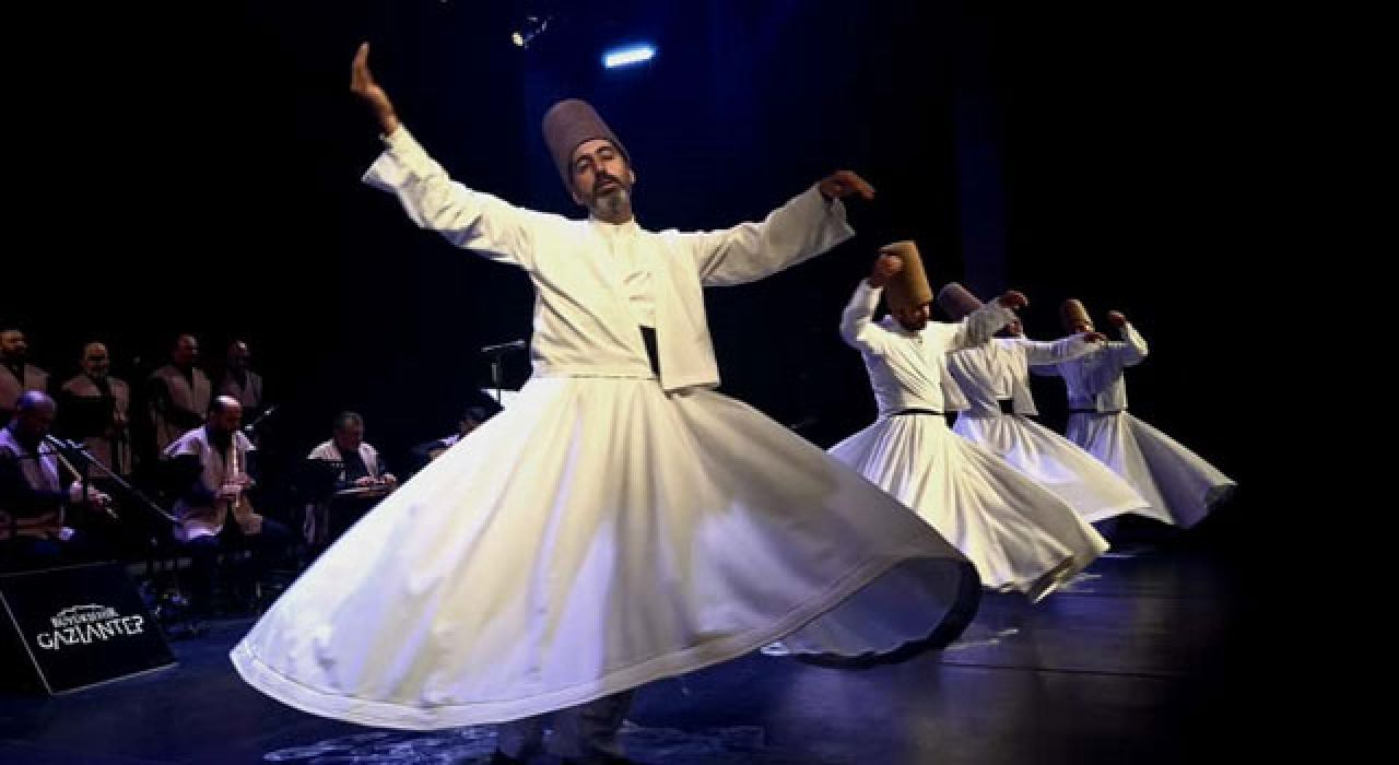 Gaziantep’te Mevlana’nın Doğum Günü Anlamlı Etkinliklerle Kutlandı