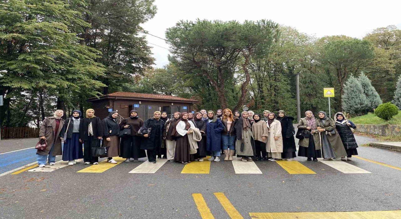Gençler Sakaryanın cennet mekanlarıyla ve tarihiyle buluşuyor