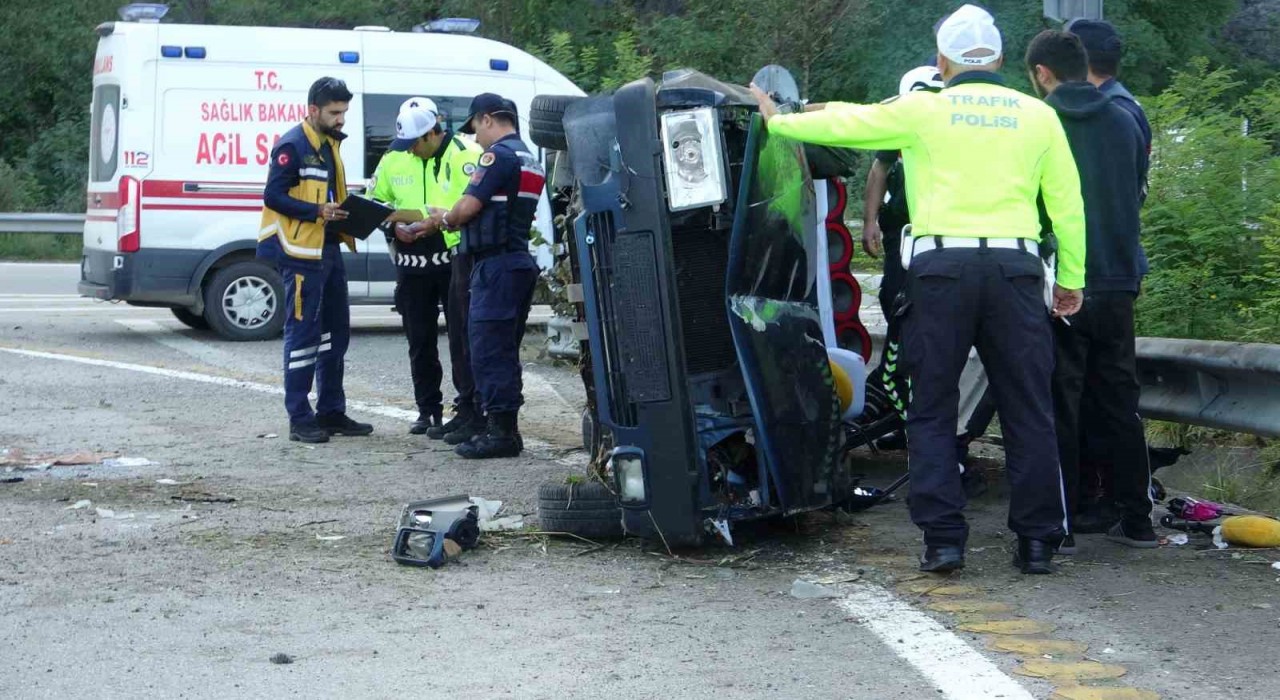 Giresunda otomobil takla attı: 2 yaralı