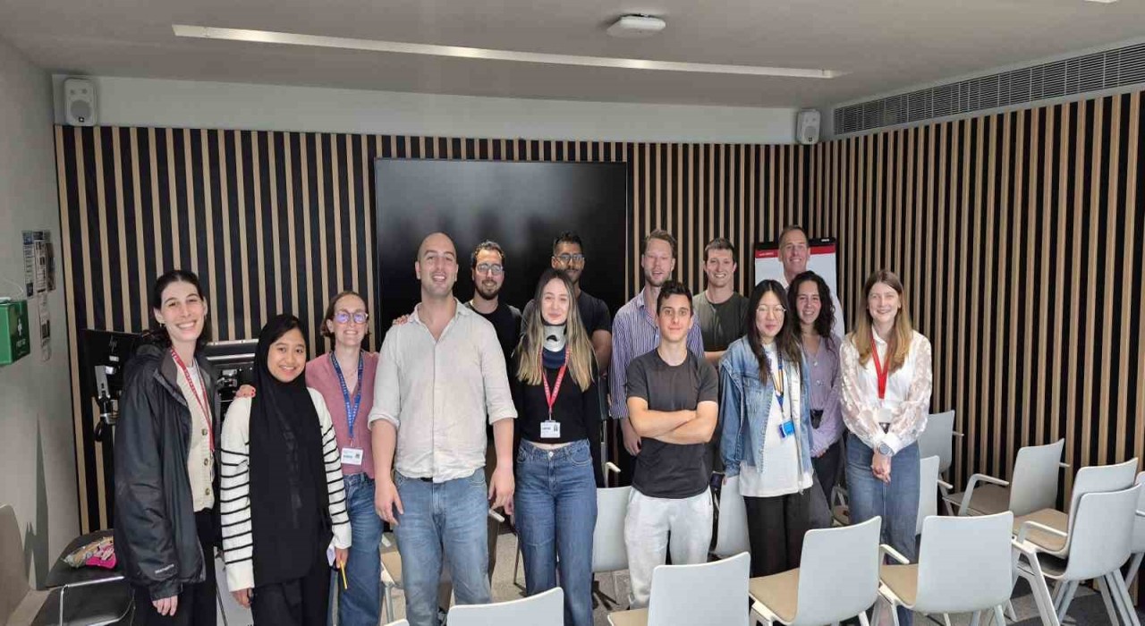 Gözükara Vakfı genç bilim insanlarını Londraya taşıdı