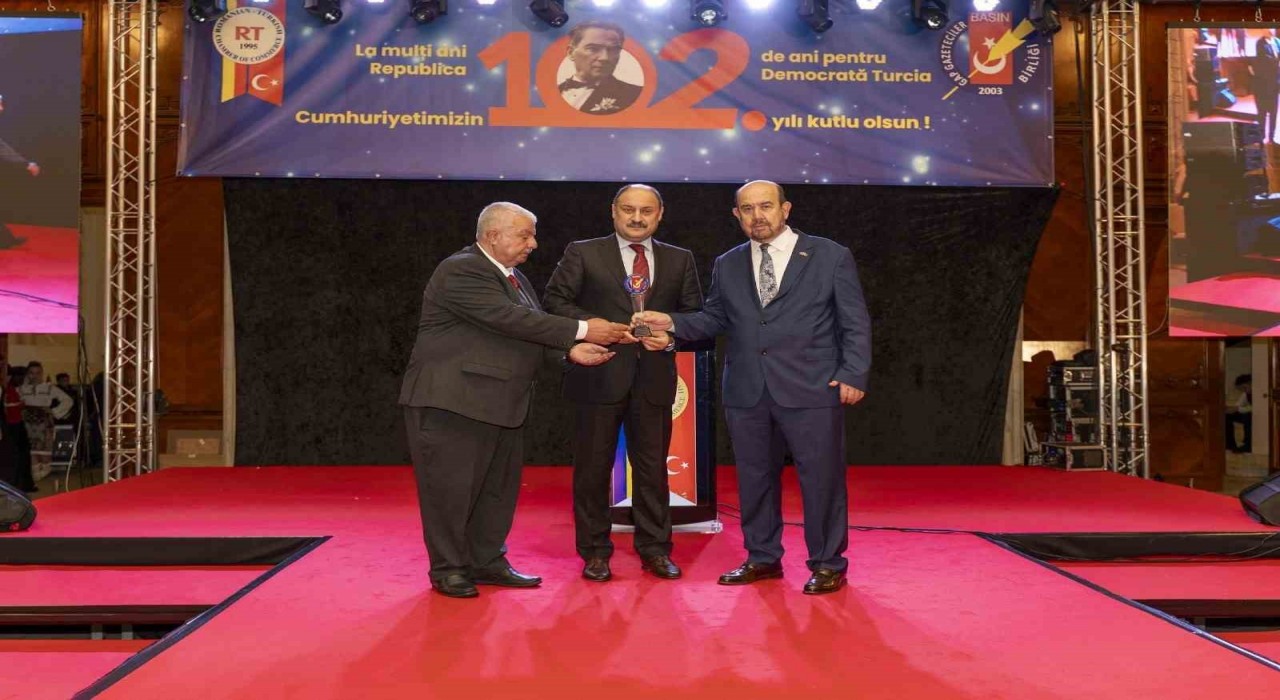 Gülpınara  Yılın en başarılı belediye başkanı ödülü