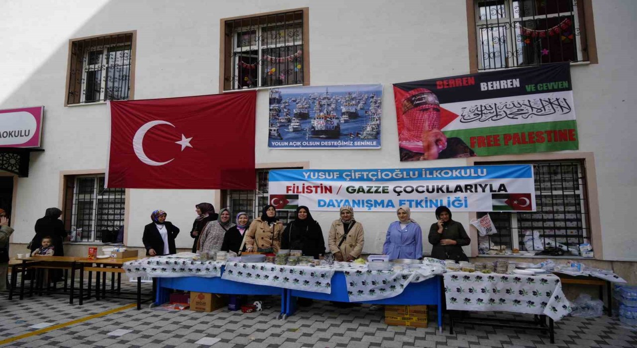 Gümüşhaneli miniklerden Sumud Filosuna destek