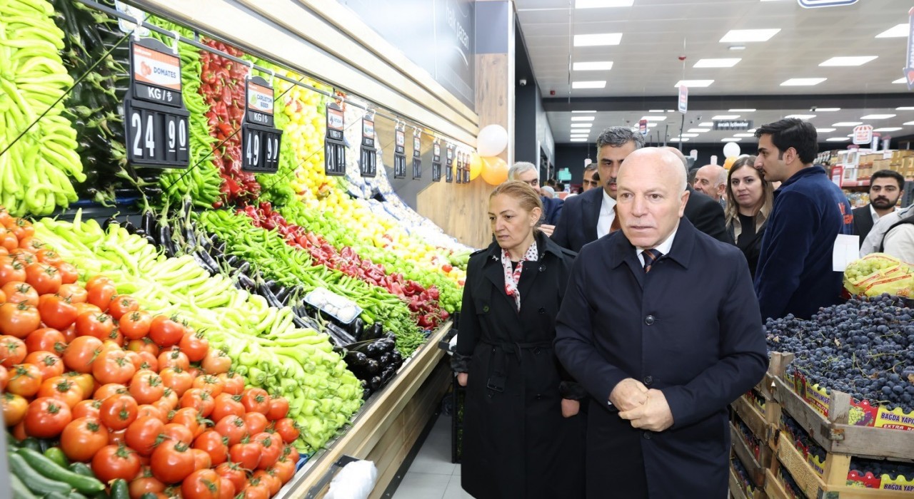 Halk Pazarının 8inci şubesi Hilalkentte açıldı