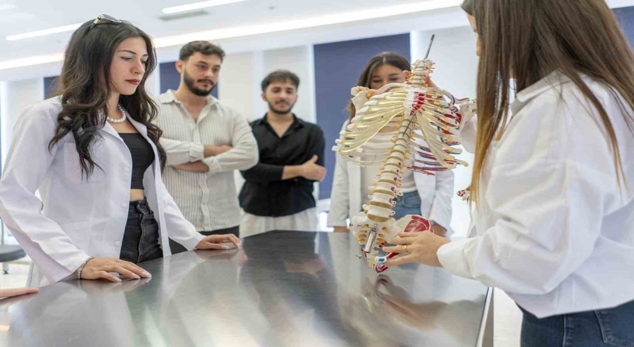 HKÜ, URAP Türkiye sıralamasında vakıf üniversiteleri arasında 17nci sırada yer aldı